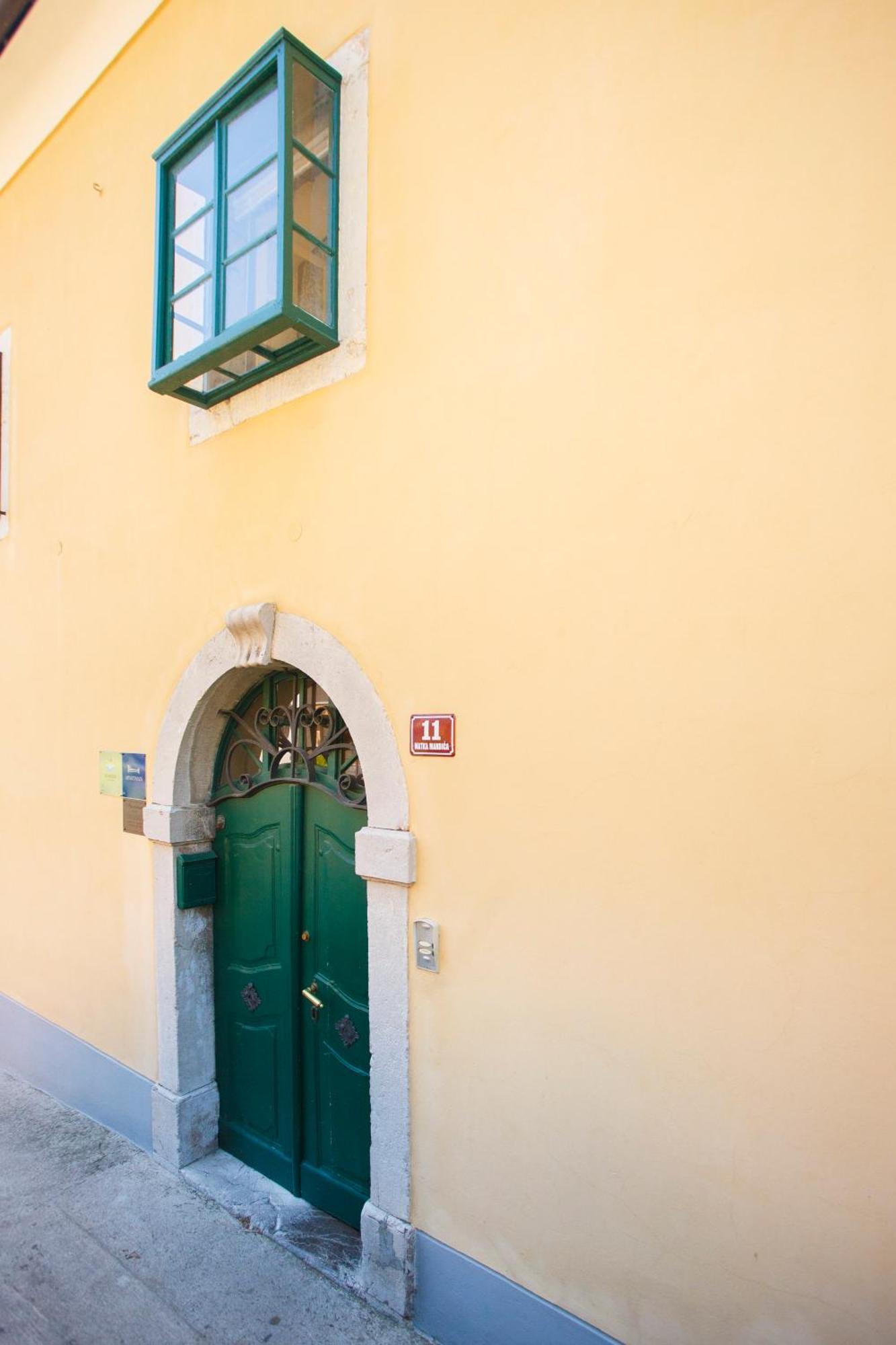 Apartments Villa Kastav In Old Town Center With Sea View And Parking Екстер'єр фото