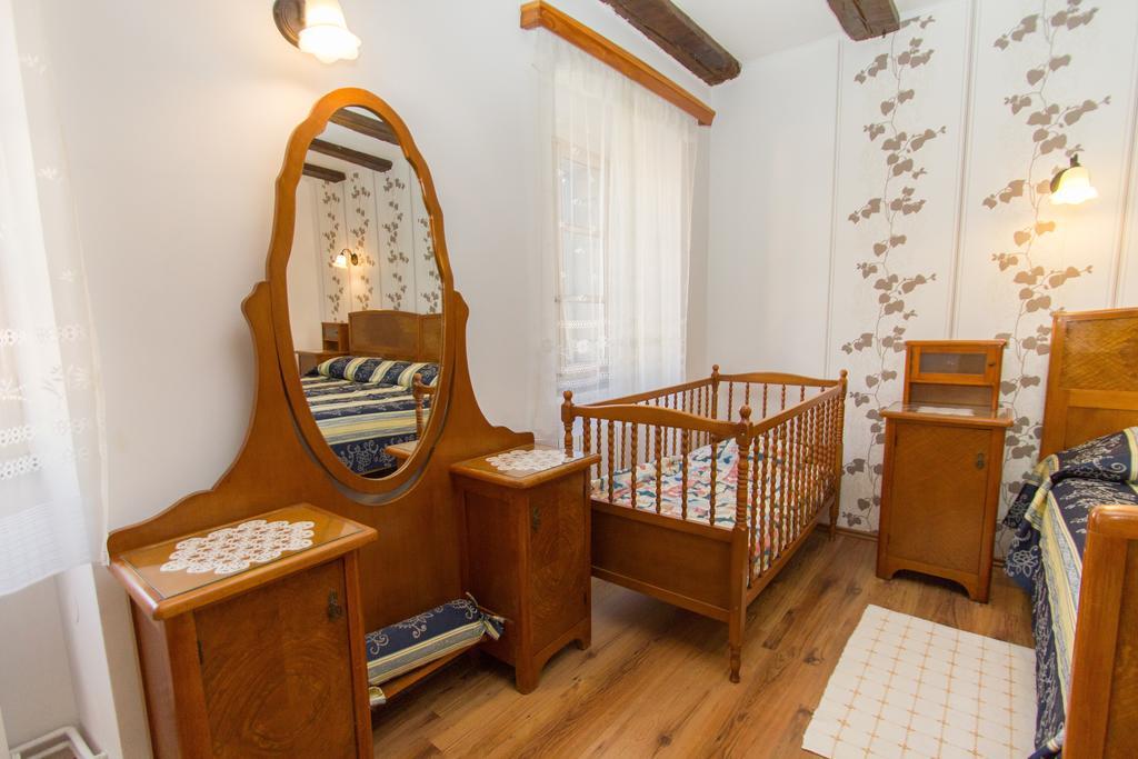 Apartments Villa Kastav In Old Town Center With Sea View And Parking Екстер'єр фото
