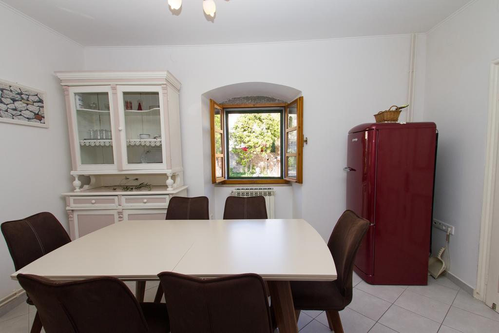 Apartments Villa Kastav In Old Town Center With Sea View And Parking Екстер'єр фото