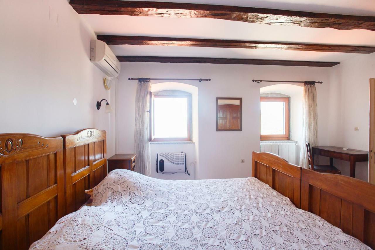 Apartments Villa Kastav In Old Town Center With Sea View And Parking Екстер'єр фото